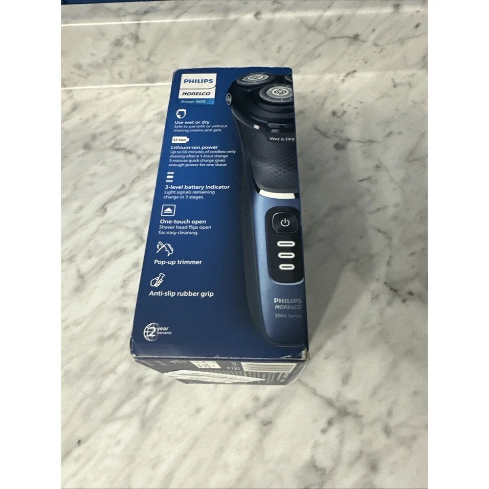 PHILIPS‎ NORELCO SHAVER 3600 S3243/91 WET/DRY RECHARGEABLE SHAVER + TRAVEL CASE